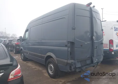 2018 Mercedes-Benz Sprinter 2500 Standard Roof V6 from USA, damaged, VIN WD3PE7CD6JP626565
